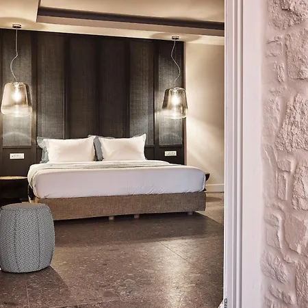 Amazon Mykonos & Agios Ioannis Diakoftis