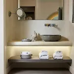 Amazon Mykonos And Hotel Agios Ioannis Diakoftis