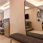 Hotel Amazon Mykonos And Agios Ioannis Diakoftis