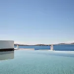 Amazon Mykonos And 5* Agios Ioannis Diakoftis