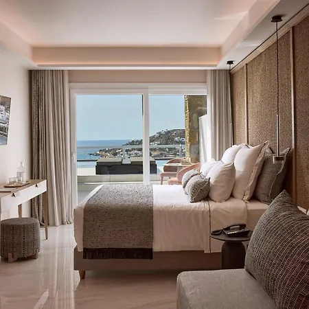 Amazon Mykonos & 5* Agios Ioannis Diakoftis