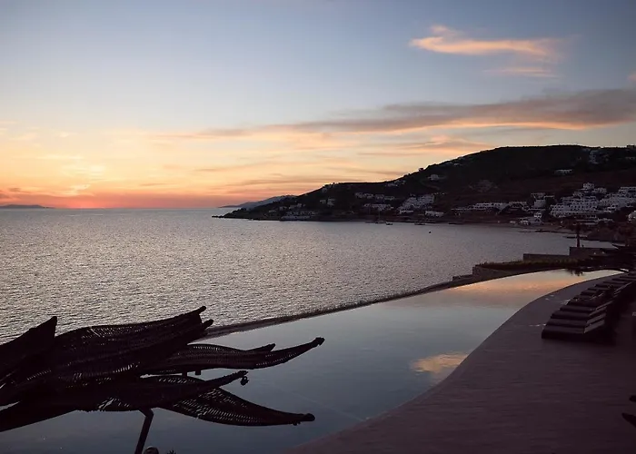 Amazon Mykonos And מלון 5*