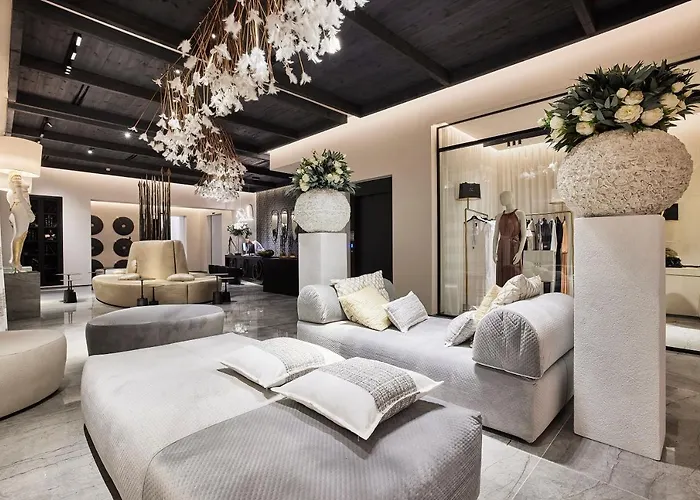 Amazon Mykonos And מלון