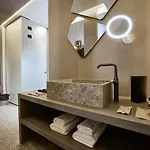 Amazon Mykonos And 5* Agios Ioannis Diakoftis